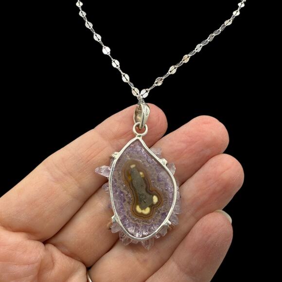 Natural Amethyst Geode Slice Pendant Necklace 925 Sterling Silver Handmade - Picture 5 of 7